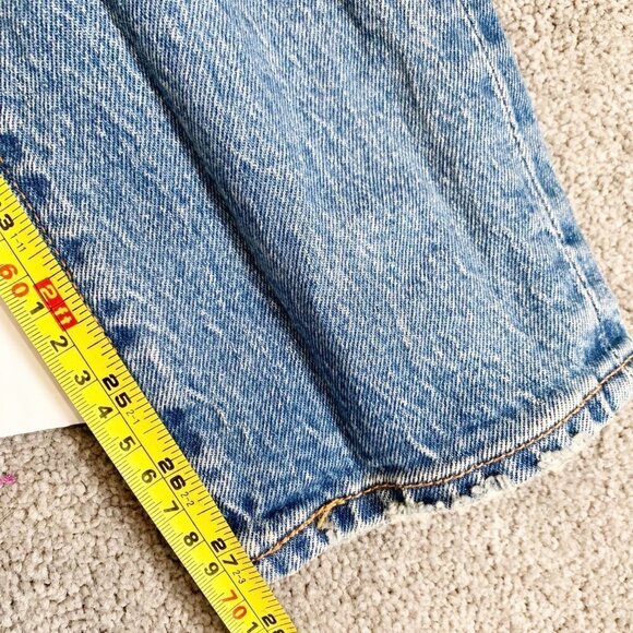 🌷SALE Levi’s Wedgie Jeans Size 24 90s Light Wash Button Fly Distressed - Picture 10 of 15